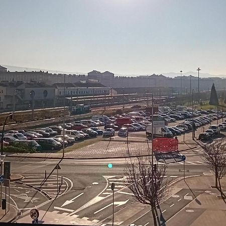 Habitacion Renfe Pamplona Esterno foto